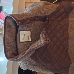 Abercrombie & Fitch M Fleece